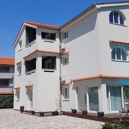 Apartments Matea I Baška Eksteriør billede