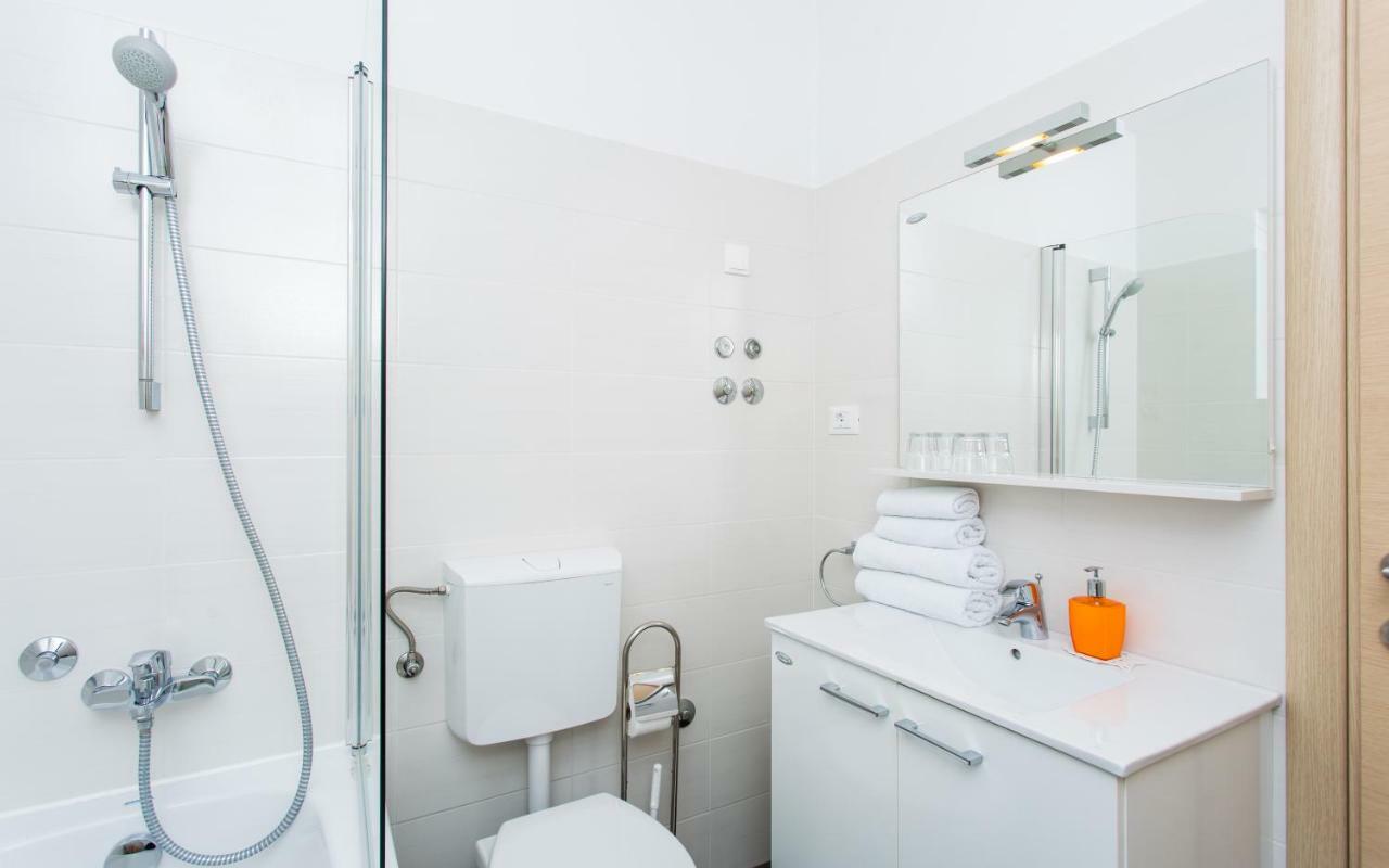 Apartments Matea I Baška Eksteriør billede